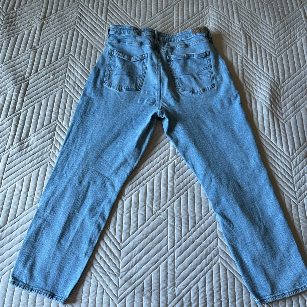 American Eagle Outfitters Women's Light Blue Straight Leg Jeans